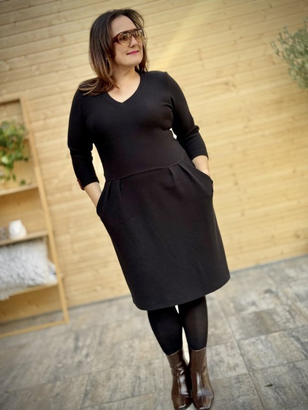 Šaty 3Dé TERKIE černé - Barva: Černá, Velikost: XL